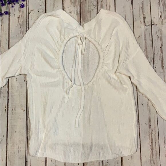 Express NWOT white open back sweater size small - Picture 2 of 5